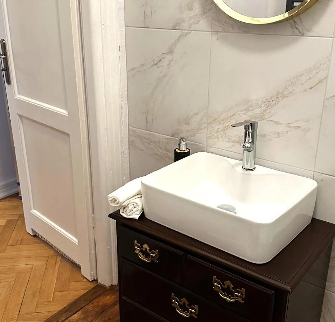 Odolanska Apartment Stary Mokotow 62M2 Warsaw
